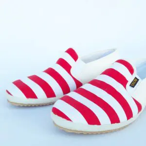 health fashion shoes ,line red